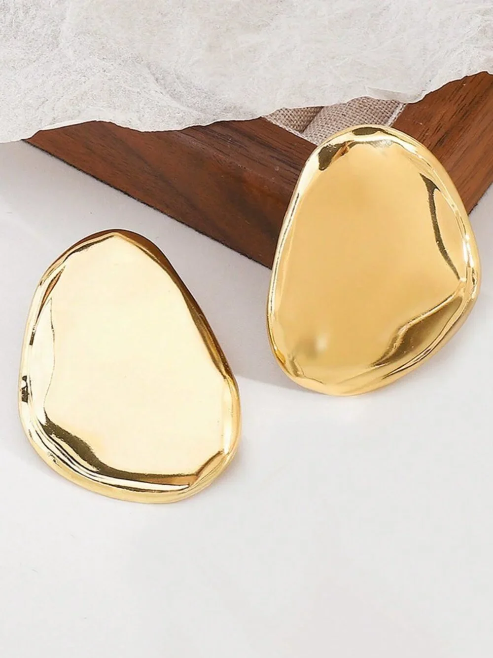 gold luxury contemporary Women's Asymmetric Textured Geometric Oval Earrings
